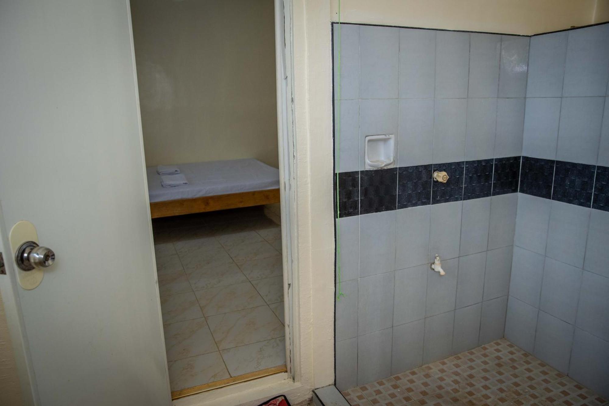 Fardesam - Budget Friendly Guest House Siquijor Eksteriør billede